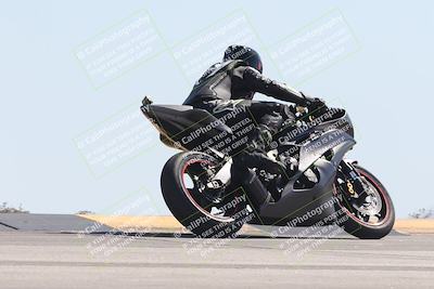 media/Oct-04-2025-CVMA (Sat) [[408bcdd6e4]]/Race 7- Formula 40 MW and LW/